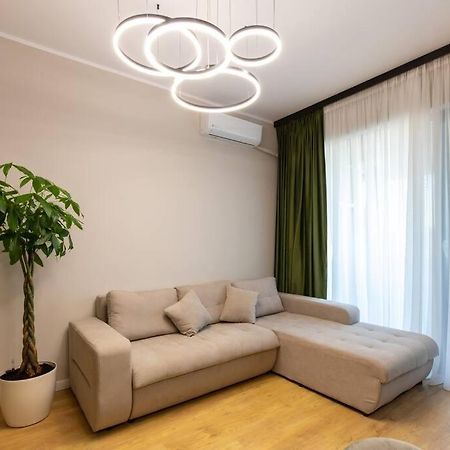 Elegant 2 Bedroom Retreat ブカレスト エクステリア 写真